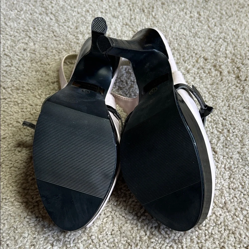 Shoedazzle, light, pink and black platform heels